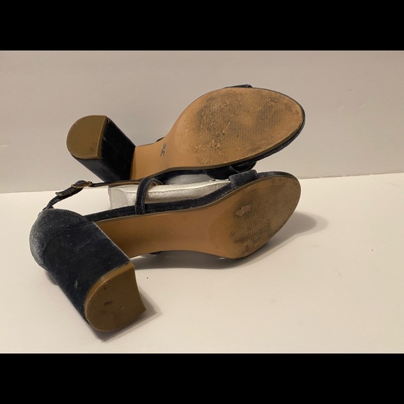 Steve Madden Block Heels, Velvet, Size 9 - Picture 7 of 7